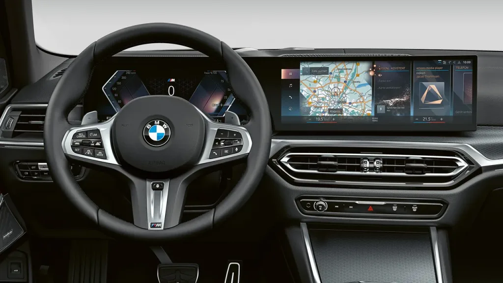 BMW Curved Display