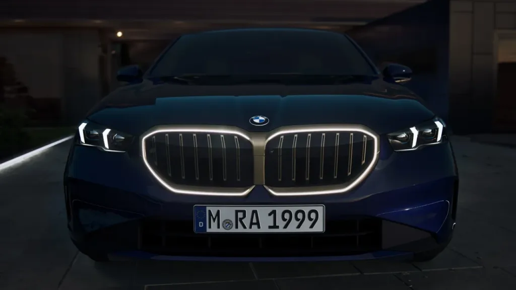 BMW Iconic Glow