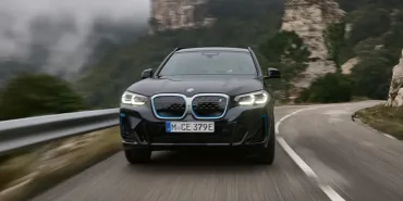 BMW iX3